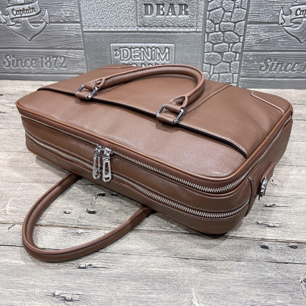 スーパーコピーブランドバッグ側面デザイン